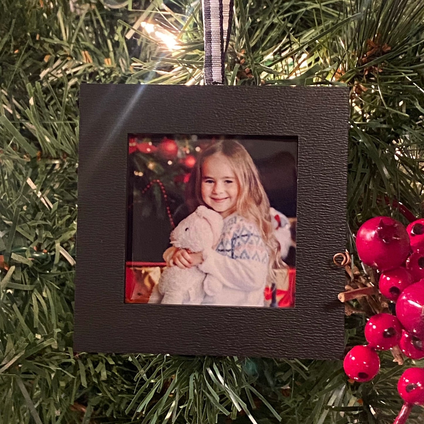 Square Magnet Frame & Ornament Bundle